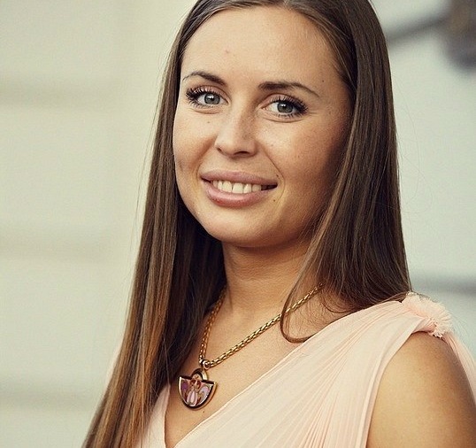 Актриса Юлия Михалкова Фото